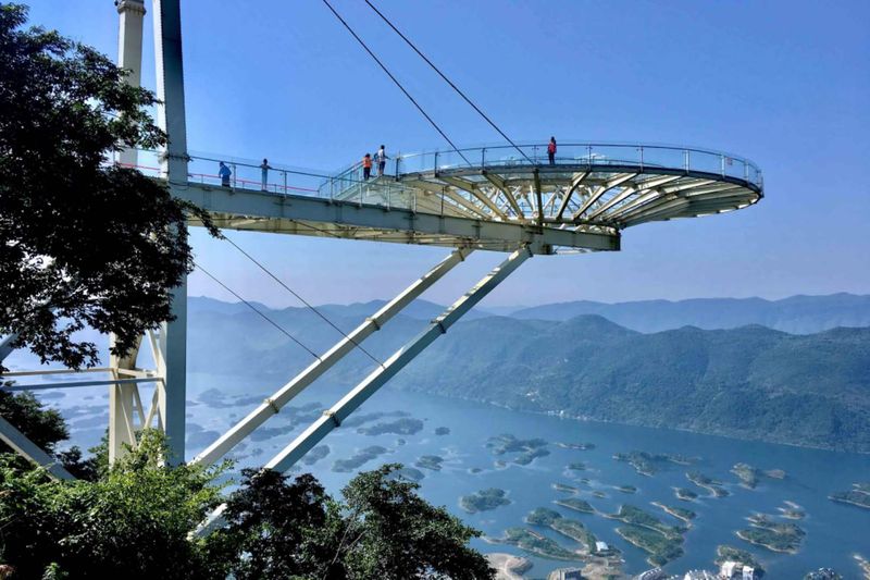 玻璃觀(guān)景平臺(tái)